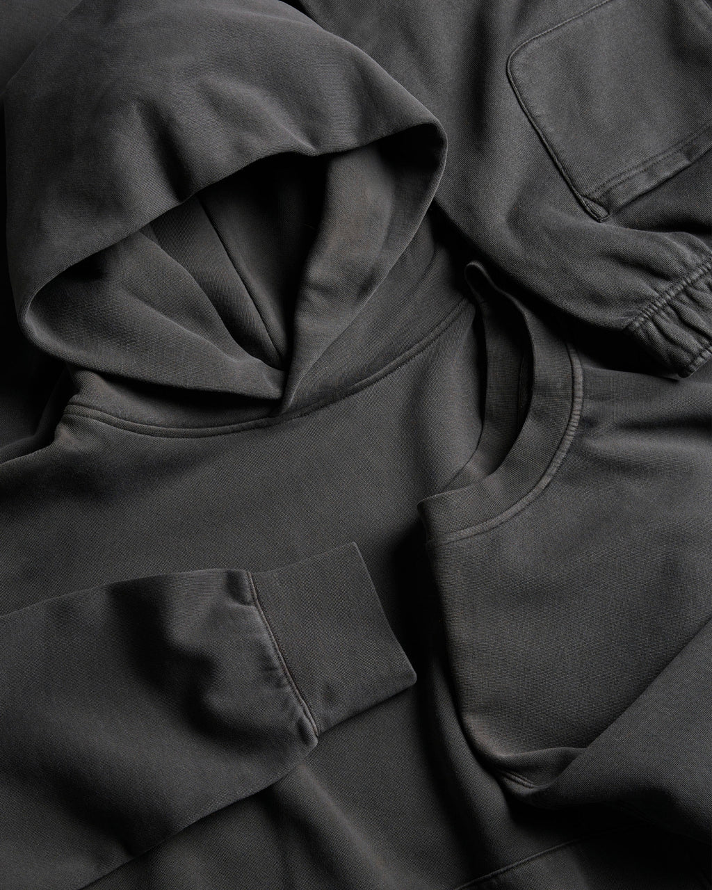 Relaxed mid weight hoodie - faded black